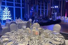 sophisticated-led-christmas-tree-table-decor-roses-casino-lac-leamy-salon-royal-19