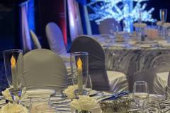 sophisticated-led-christmas-tree-table-decor-roses-casino-lac-leamy-salon-royal-21