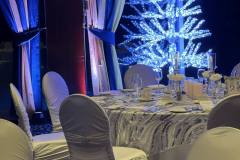 sophisticated-led-christmas-tree-table-decor-roses-casino-lac-leamy-salon-royal-22