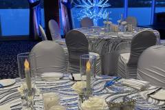sophisticated-led-christmas-tree-table-decor-roses-casino-lac-leamy-salon-royal-35