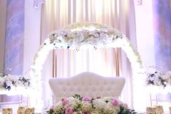 castle-wedding-decor-charger-plates-lavish-setup-fairmont-chateau-laurier-23