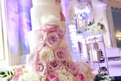 castle-wedding-decor-charger-plates-lavish-setup-fairmont-chateau-laurier-35