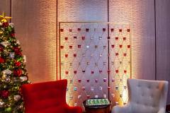 classic-christmas-party-decor-crystals-centrepieces-casino-lac-leamy-3