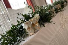 Glam-castle-wedding-decor-sophisticated-fairmont-chateau-laurier-19