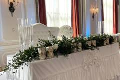 Glam-castle-wedding-decor-sophisticated-fairmont-chateau-laurier-5