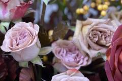 autumn-fall-flowers-wedding-table-candles-centerpieces-hilton-lac-leamy-15