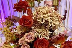 autumn-fall-flowers-wedding-table-candles-centerpieces-hilton-lac-leamy-25