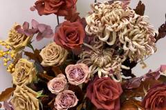autumn-fall-flowers-wedding-table-candles-centerpieces-hilton-lac-leamy-38
