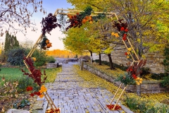 HILTON LAC LEAMY_OUTDOOR WEDDING CEREMONY_WEDDING DECORATOR OTTAWA