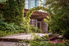Hilton Lac Leamy Garden Ceremony - Wedding Decor Ottawa