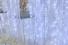 White-wedding-decor-classic-style-hilton-lac-leamy-18