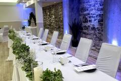 greenery-floral-arch-chair-covers-uplighting-babys-breath-metcalfe-hotel-ottawa-2