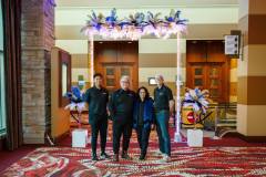 viva-las-vegas-decor-ostrich-feathers-hilton-lac-leamy-36