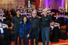 viva-las-vegas-decor-ostrich-feathers-hilton-lac-leamy-40