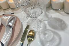 floral-arch-chandeliere-crystal-florist-hilton-lac-leamy-14