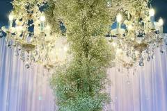 floral-arch-chandeliere-crystal-florist-hilton-lac-leamy-38