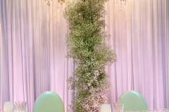 floral-arch-chandeliere-crystal-florist-hilton-lac-leamy-7